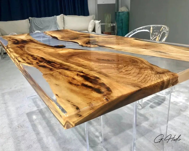 Table Noyer Résine Epoxy Transparente RMA - G.Hodin: Tables en Bois Résine Epoxy