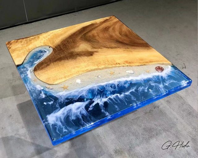 table carrée résine bleue G.Hodin 5