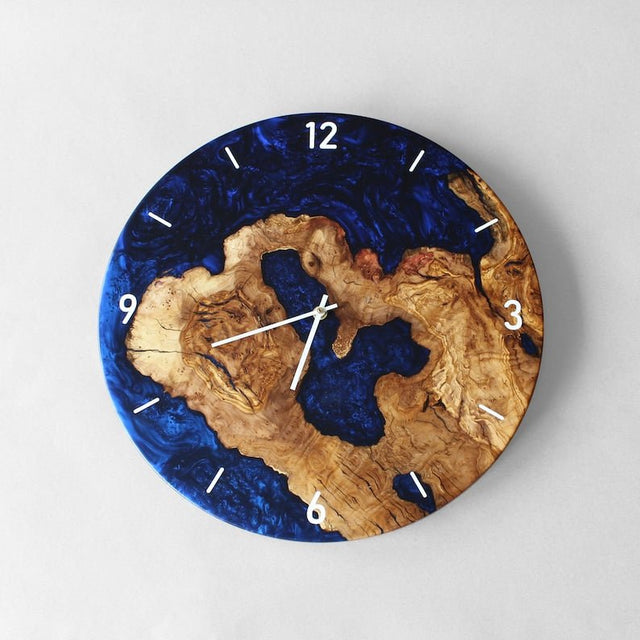 Horloge en Résine Bleue et Bois d'Olivier - G.Hodin